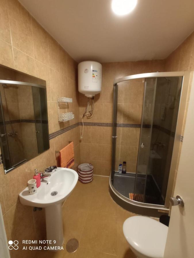 Apartamento Con Encanto "Larios Street" Apartment มาลากา ภายนอก รูปภาพ