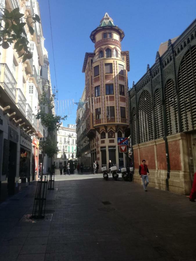 Apartamento Con Encanto "Larios Street" Apartment มาลากา ภายนอก รูปภาพ